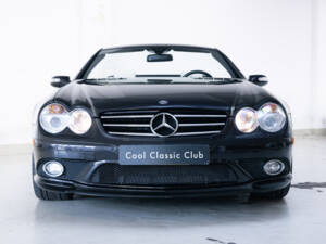 Imagen 2/43 de Mercedes-Benz SL 55 AMG (2007)