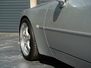 Immagine 33/50 di Porsche 944 Turbo (1990)
