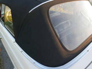 Imagen 52/56 de Mercedes-Benz 220 SE b (1962)