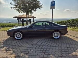 Bild 9/9 von BMW 850i (1990)