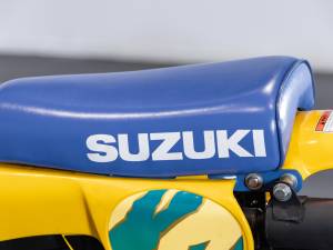 Bild 20/21 von Suzuki DUMMY (1991)