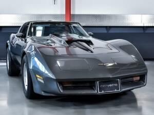 Imagen 5/7 de Chevrolet Corvette Sting Ray (1981)