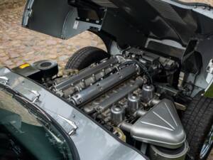 Bild 21/21 von Jaguar E-Type 4.2 (1965)