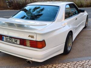 Image 8/65 of Mercedes-Benz 380 SEC (1985)