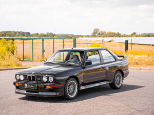 Image 2/91 de BMW M3 Sport Evo (1990)