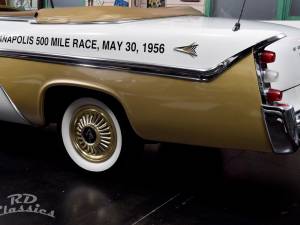 Image 47/50 of DeSoto Fireflite Indy 500 Pace Car (1956)