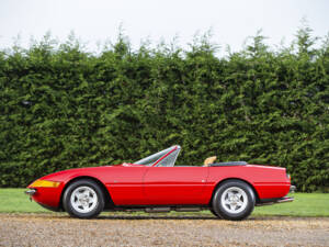 Afbeelding 7/40 van Ferrari 365 GTB&#x2F;4 Spyder (1973)