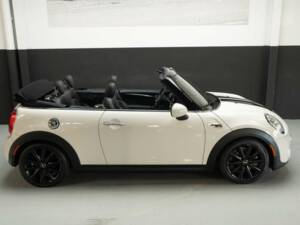 Image 27/50 de Mini Cooper S (2018)