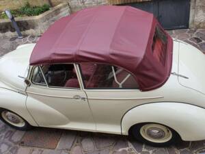 Image 13/66 of Morris Minor 1000 Tourer (1961)