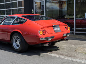 Bild 11/19 von Ferrari 365 GTB&#x2F;4 Daytona (1971)