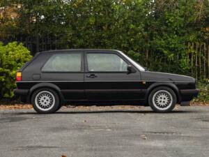 Afbeelding 5/49 van Volkswagen Golf II GTi 16V 1.8 (1988)