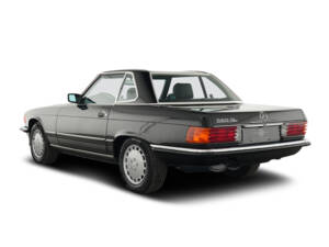 Afbeelding 13/54 van Mercedes-Benz 560 SL (1989)