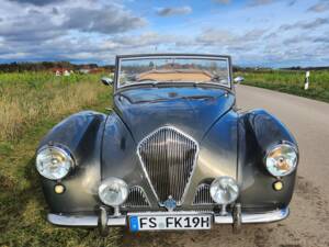 Image 3/72 of Healey 2.4 Litre Abbott (1953)