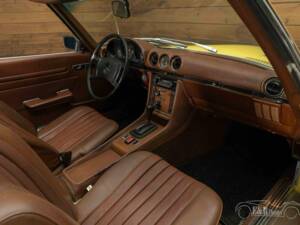 Image 14/19 of Mercedes-Benz 450 SL (1973)