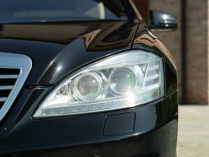 Immagine 14/50 di Mercedes-Benz S 350 CDI BlueEFFICIENCY L (2011)