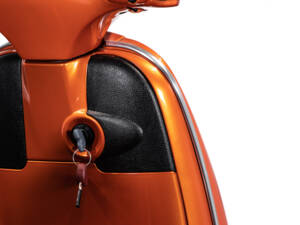 Image 10/28 of Piaggio DUMMY (1998)