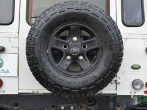 Image 46/50 of Land Rover Defender 90 (2008)