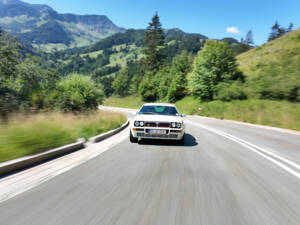 Image 2/21 of Lancia Delta HF Integrale Evoluzione II &quot;La Perla&quot; (1994)