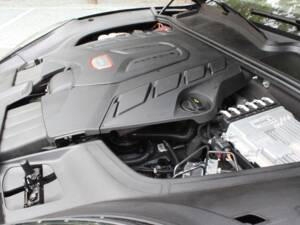 Image 5/19 of Porsche Cayenne Turbo GT (2022)