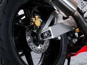 Bild 15/42 von Honda DUMMY (2000)