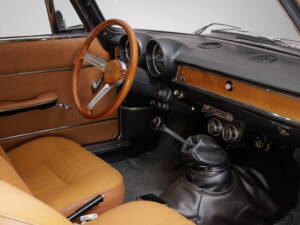 Image 26/35 of Alfa Romeo Giulia GT 1300 Junior (1973)