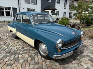 Image 2/34 de Wartburg 311&#x2F;1 Luxuslimousine (1958)