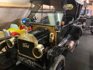 Imagen 9/10 de Ford Model T Touring (1914)