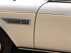 Image 58/95 of BMW 3.0 CSi (1975)