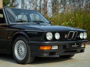 Immagine 16/50 di BMW M 535i (1985)