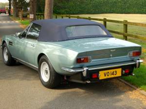Image 17/27 of Aston Martin V8 Volante (1979)