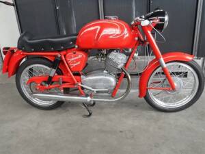 Imagen 17/18 de Moto Guzzi DUMMY (1961)