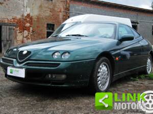 Immagine 3/10 di Alfa Romeo GTV 2.0 V6 Turbo (1996)