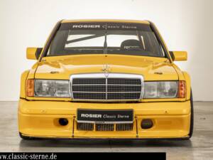 Imagen 3/15 de Mercedes-Benz 190 E 2.5-16 Evolution II (1990)