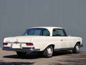 Immagine 26/45 di Mercedes-Benz 280 SE (1968)
