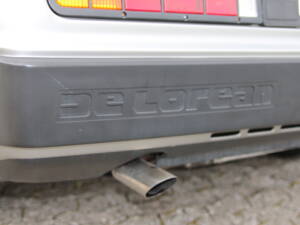 Image 51/92 of DeLorean DMC-12 (1982)