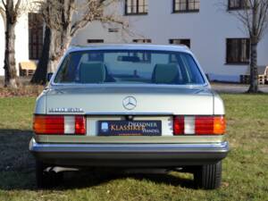 Imagen 6/25 de Mercedes-Benz 500 SEL (1984)