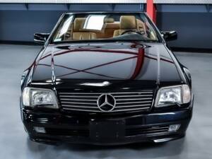 Image 2/7 of Mercedes-Benz 500 SL (1991)