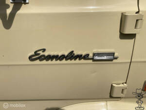 Image 25/50 of Ford Econoline E 300 (1971)