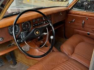 Image 12/25 de Jaguar S-Type 3.8 (1965)