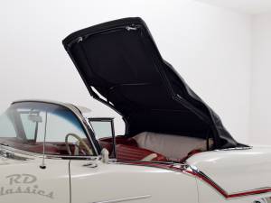 Image 46/50 of Oldsmobile Super 88 Convertible (1957)