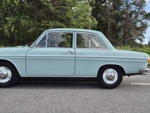 Image 4/8 of Audi 72 (1966)