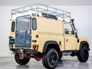 Image 2/50 of Land Rover 90 (1984)