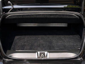 Image 29/31 of Bentley Azure T (2009)