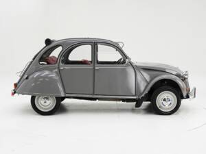 Image 9/15 of Citroën 2 CV 6 (1982)