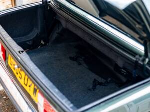 Bild 41/47 von BMW 320i (1990)