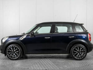 Image 9/49 of Mini Cooper Countryman (2010)