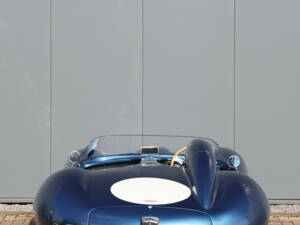 Image 41/60 of Jaguar D-Type (1967)