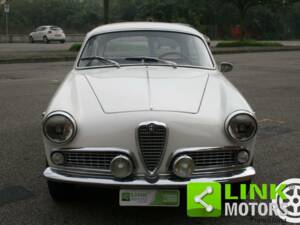 Image 3/10 of Alfa Romeo Giulietta SZ (1960)