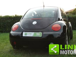 Imagen 6/10 de Volkswagen New Beetle 1.9 TDI (2000)
