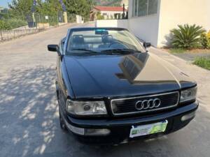 Imagen 8/10 de Audi Cabriolet 1.9 TDI (1998)